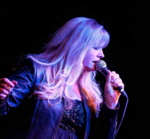 Vicki Lynn (Maxwell)